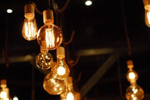 Read more about the article Cuffel Electric FAQ Series: Dimmer Switch